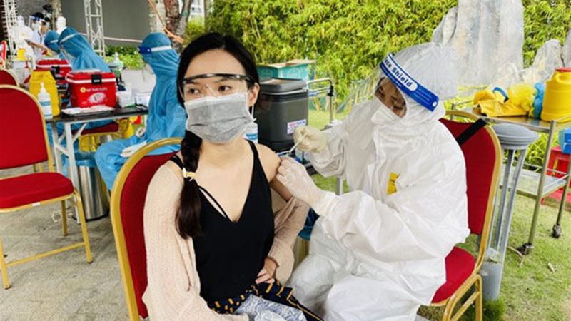 RoK donates 7.5 million syringes for HCMC’s COVID-19 vaccination